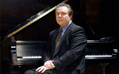 Ignat Solzhenitsyn on Piano